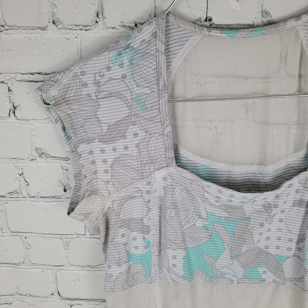 LULULEMON | floral polkadot cap sleeve sheer workout athletic top - Picture 2 of 6
